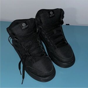 Volcom Evolve Composite Toe High-Top Work Sneaker Mens 7W Women’s 9W VM30244